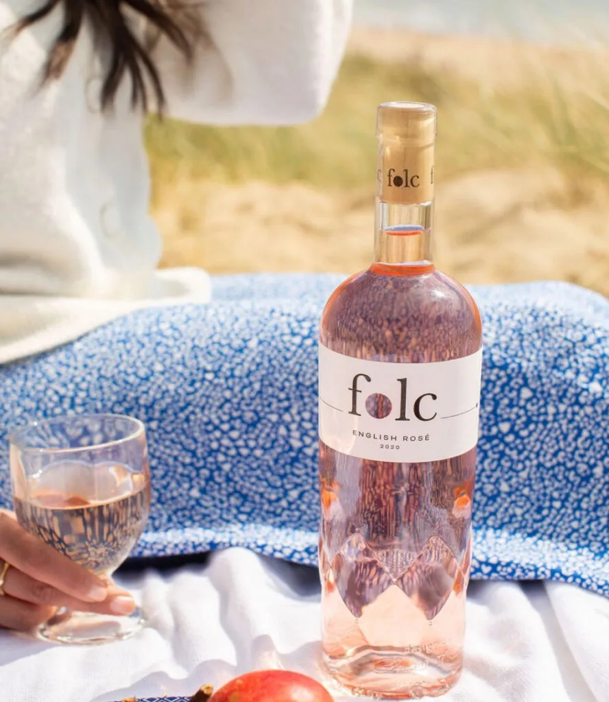 ALL THINGS DRINKS - Folc English Rose at Summer Picnics