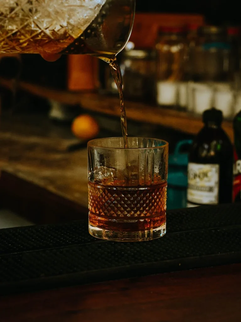 ALL THINGS DRINKS - Whisky